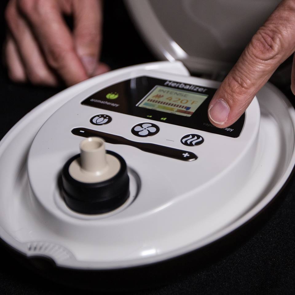 The Return of The Herbalizer – Reviving The #1 Desktop Vaporizer
